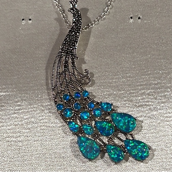 NWT Marcasite & Opal Peacock Necklace - Picture 4 of 7